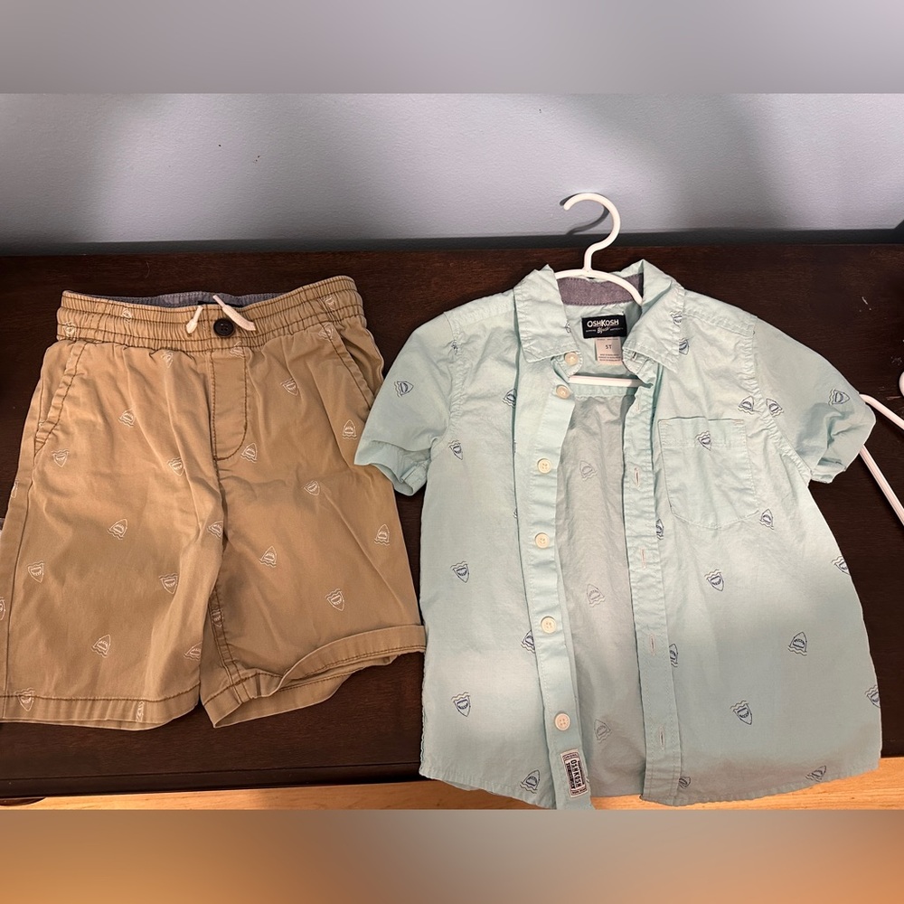 5T shark outfit